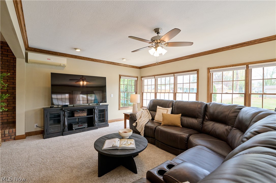 361 Crestview Drive Elyria OH 44035