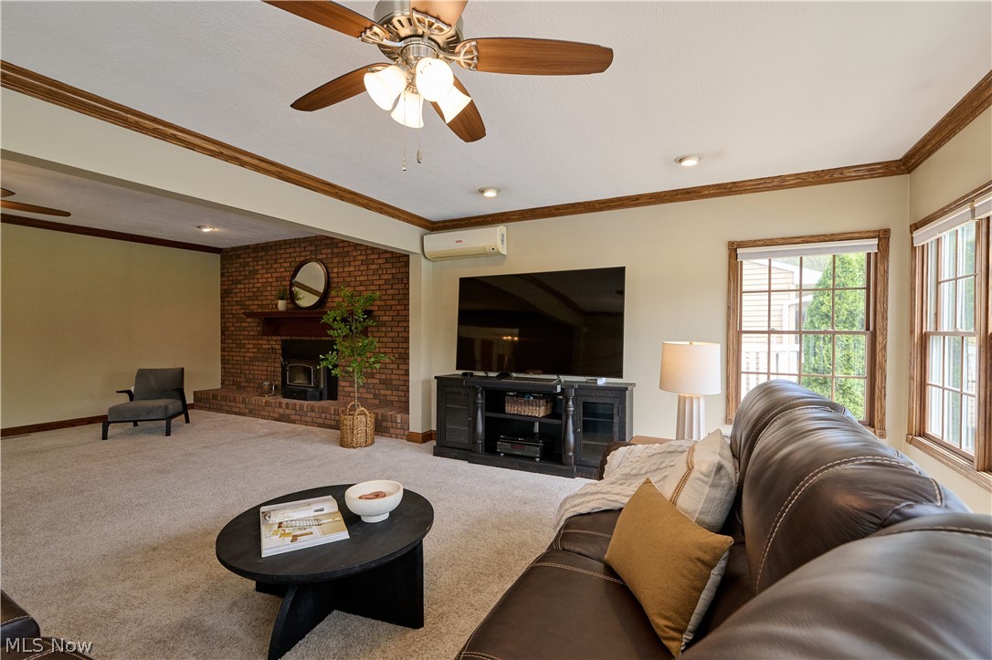 361 Crestview Drive Elyria OH 44035