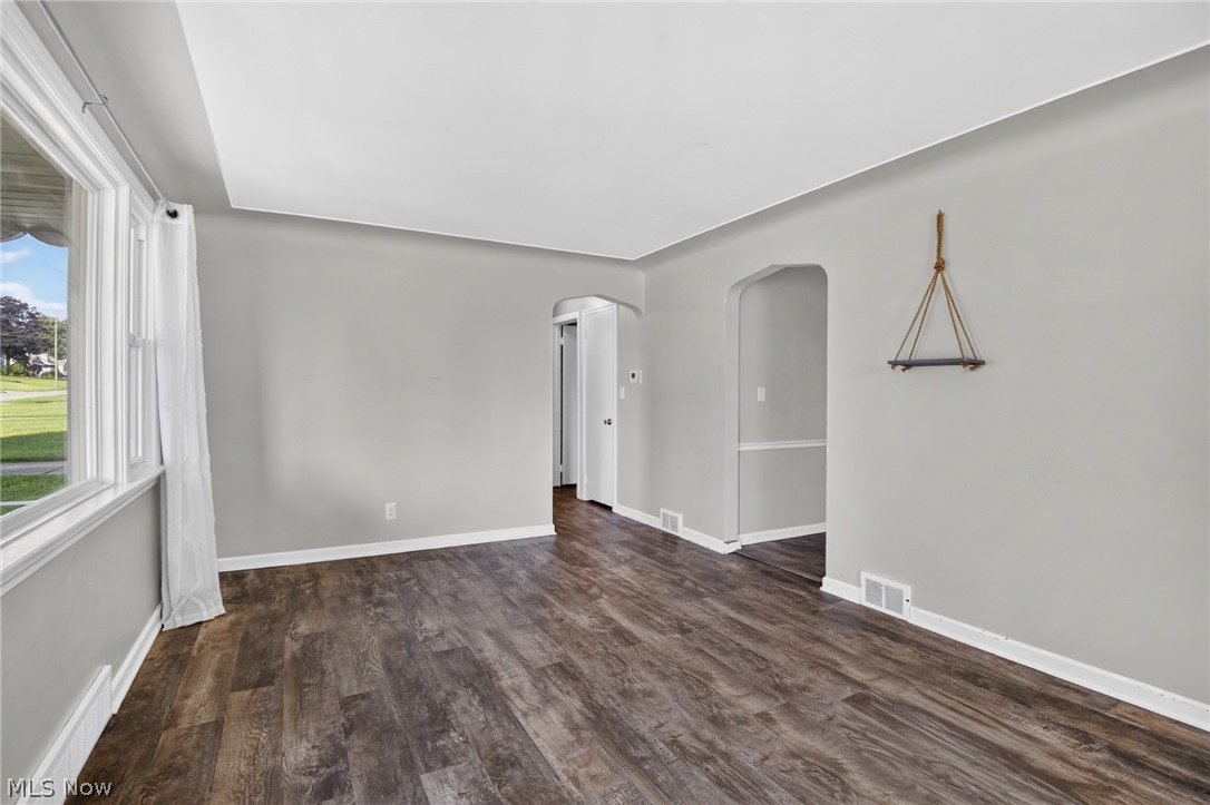 519 Creed Street Struthers OH 44471
