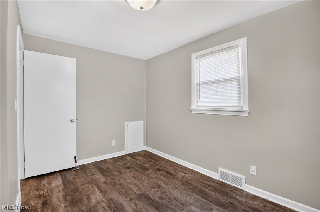 519 Creed Street Struthers OH 44471