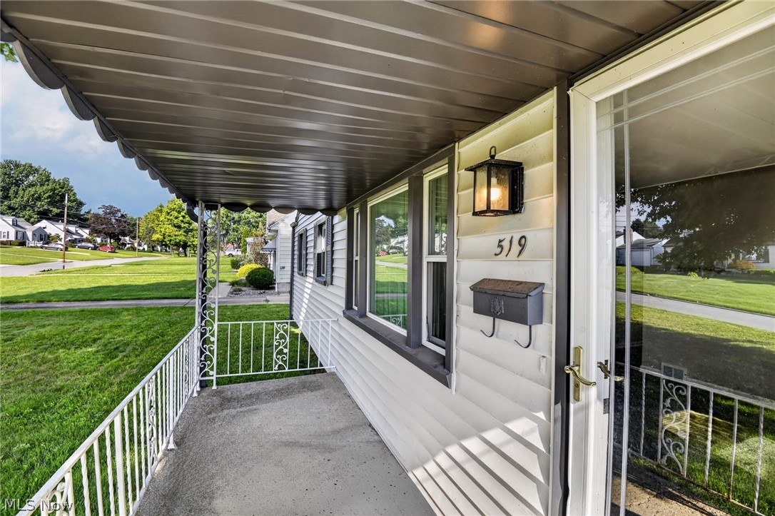 519 Creed Street Struthers OH 44471