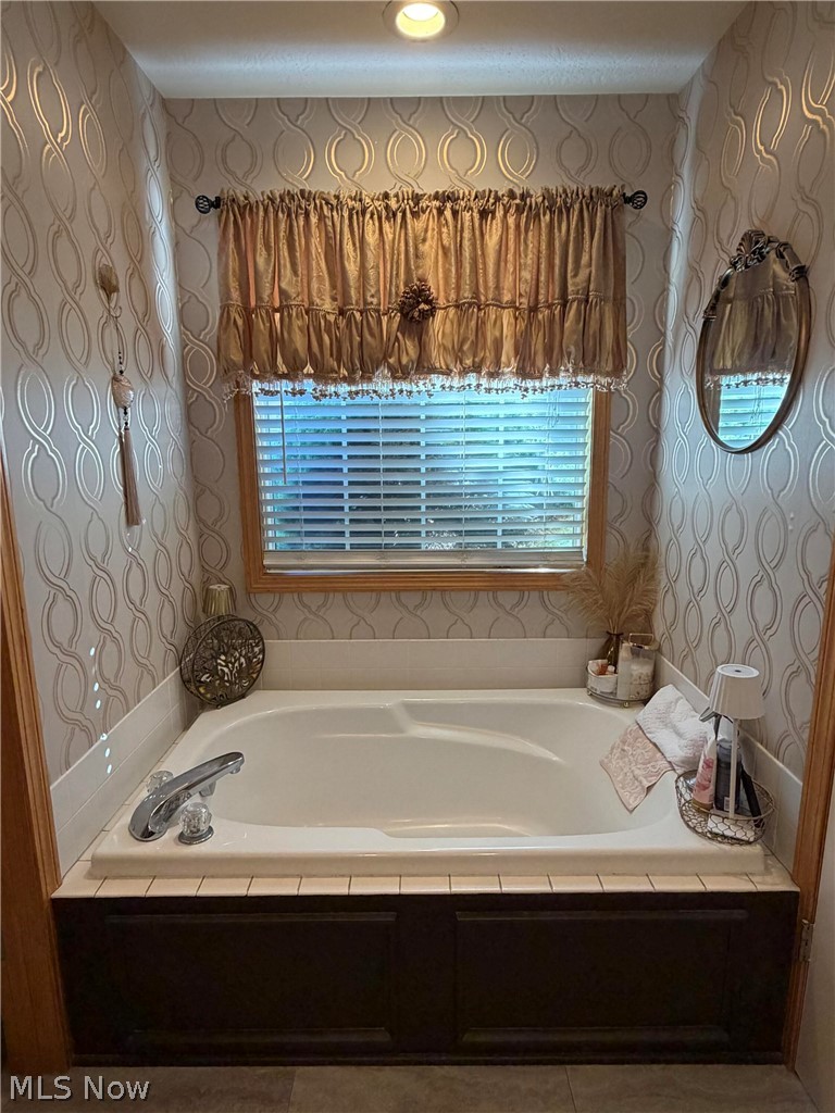 2445 Xavier Drive SE Massillon OH 44646