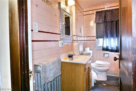 932 Brentwood Avenue Youngstown OH 44511