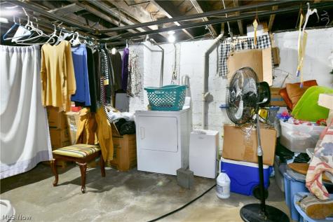 932 Brentwood Avenue Youngstown OH 44511