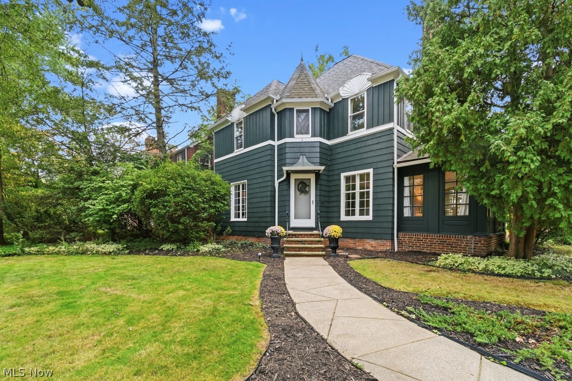 2548 Ashurst Road University Heights OH 44118