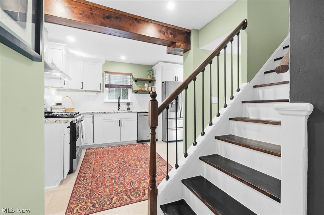 2548 Ashurst Road University Heights OH 44118