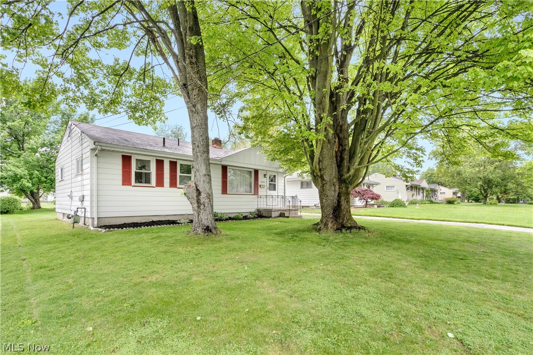 3854 Whippoorwill Lane Youngstown OH 44511
