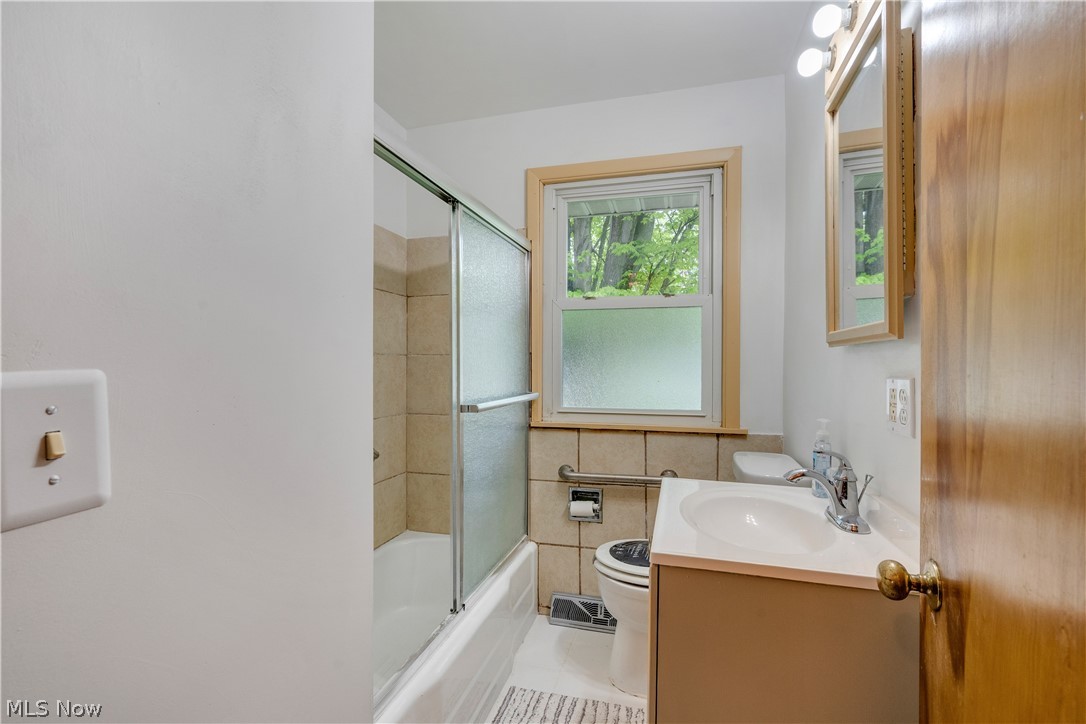 3854 Whippoorwill Lane Youngstown OH 44511
