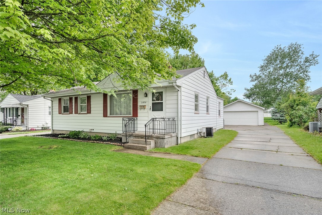 3854 Whippoorwill Lane Youngstown OH 44511