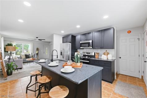 4340 Maureen Drive Youngstown OH 44511