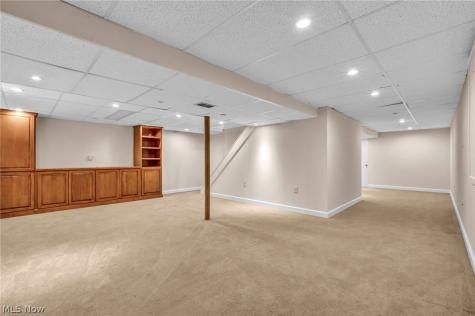 170 Prentiss Street Munroe Falls OH 44262