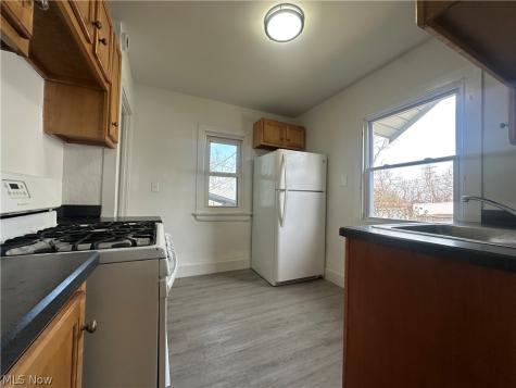 5040 E 88th Street Garfield Heights OH 44125