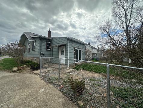 5040 E 88th Street Garfield Heights OH 44125