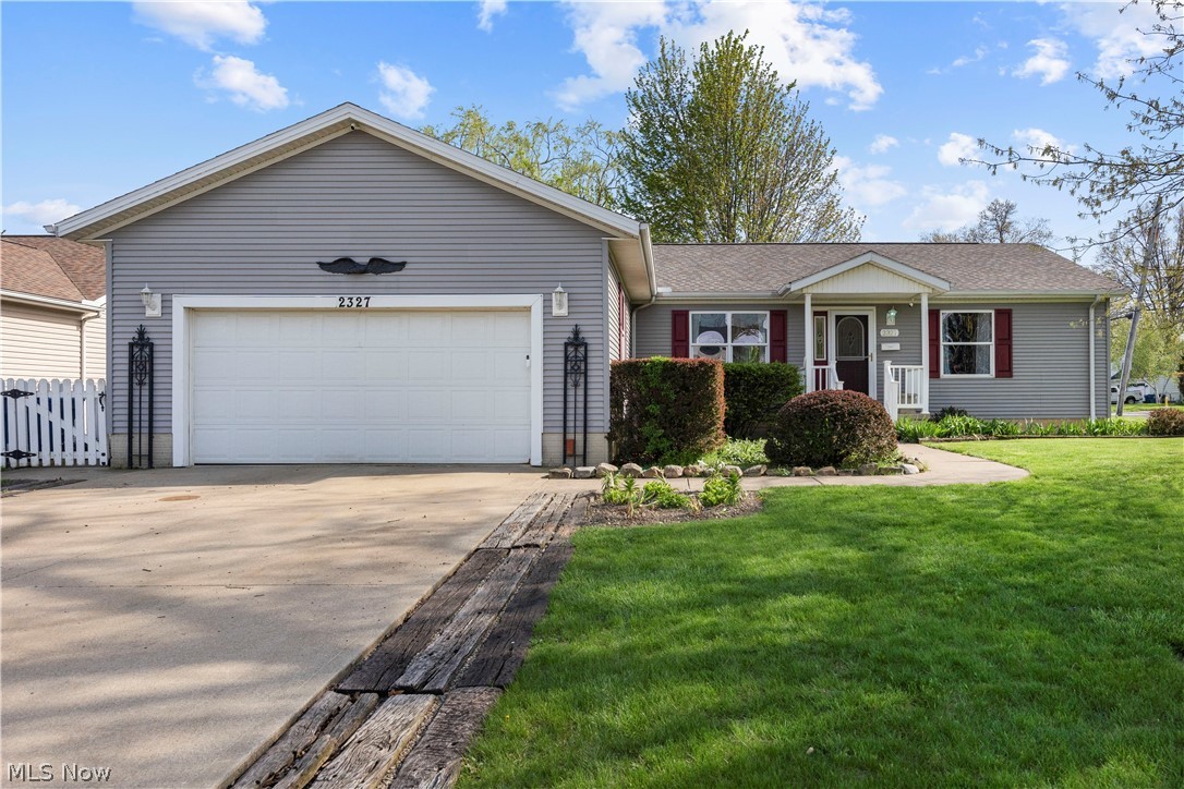 2327 Stonepath Street Lorain OH 44052
