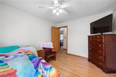 2327 Stonepath Street Lorain OH 44052