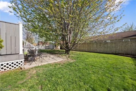 2327 Stonepath Street Lorain OH 44052