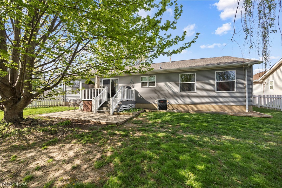 2327 Stonepath Street Lorain OH 44052