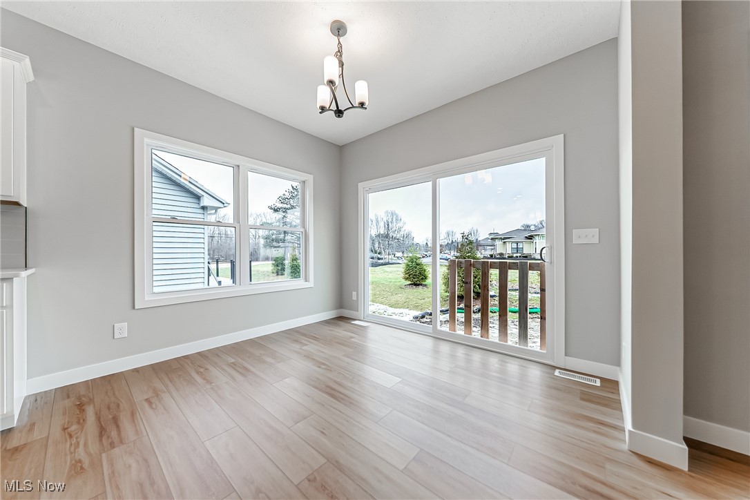 594 Iris Place Aurora OH 44202