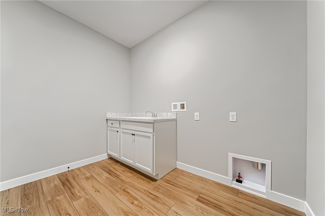 594 Iris Place Aurora OH 44202