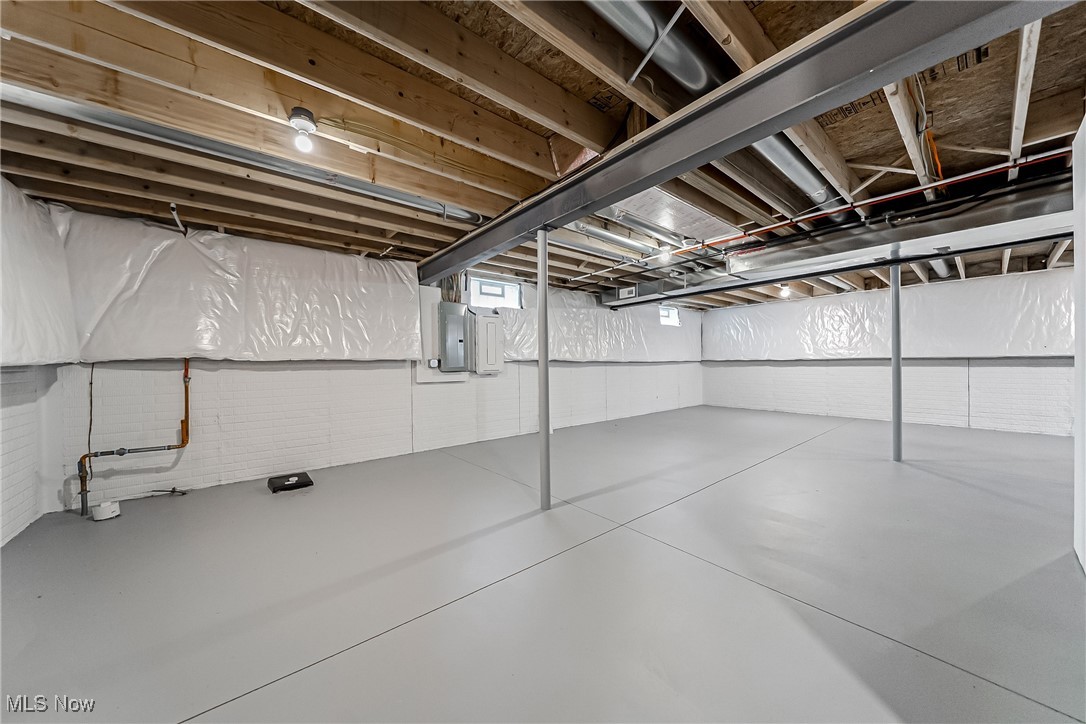 594 Iris Place Aurora OH 44202