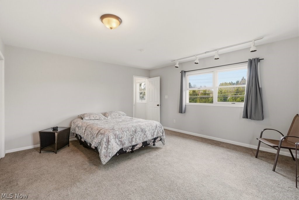 7981 Kinsman Road Novelty OH 44072