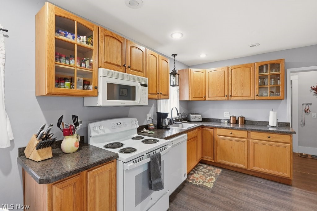7981 Kinsman Road Novelty OH 44072