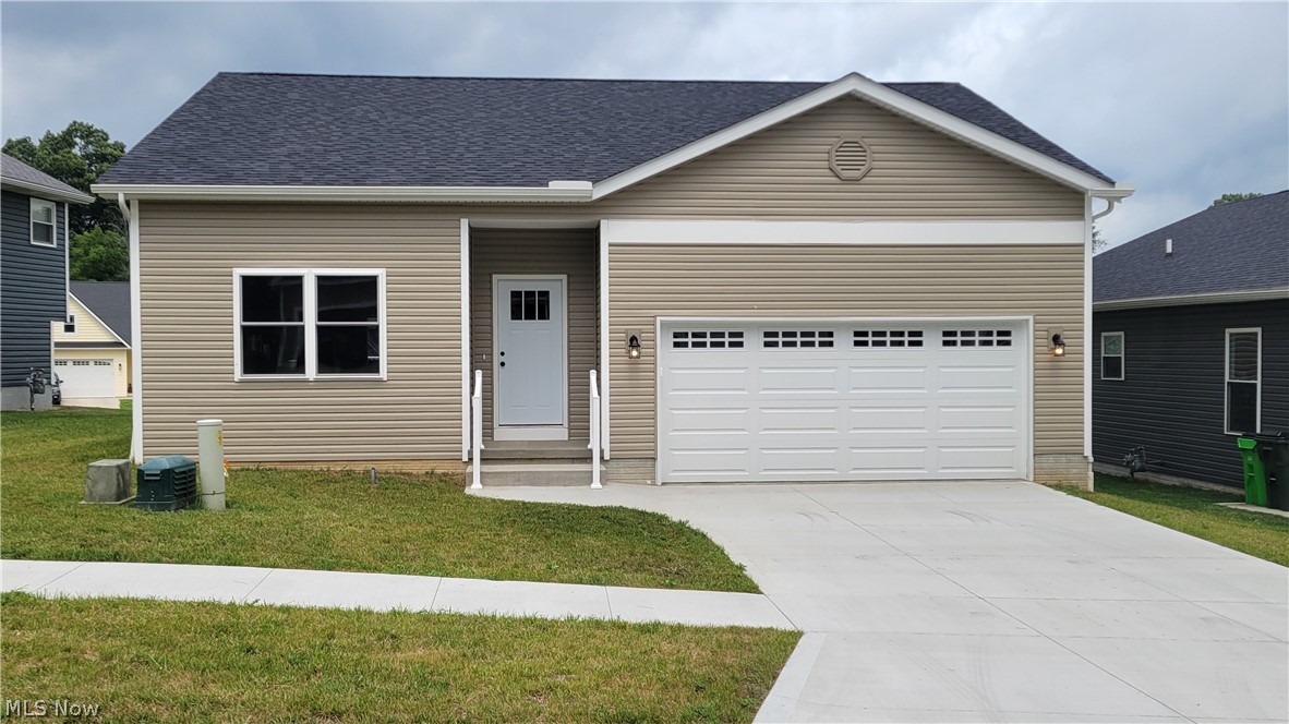 385 Thorn Way Doylestown OH 44230