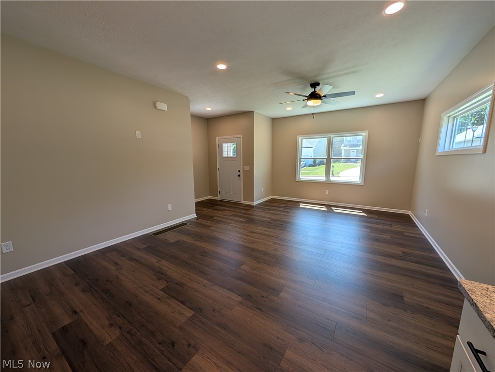 385 Thorn Way Doylestown OH 44230