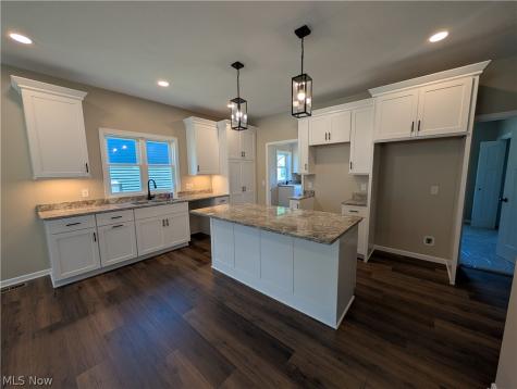 385 Thorn Way Doylestown OH 44230