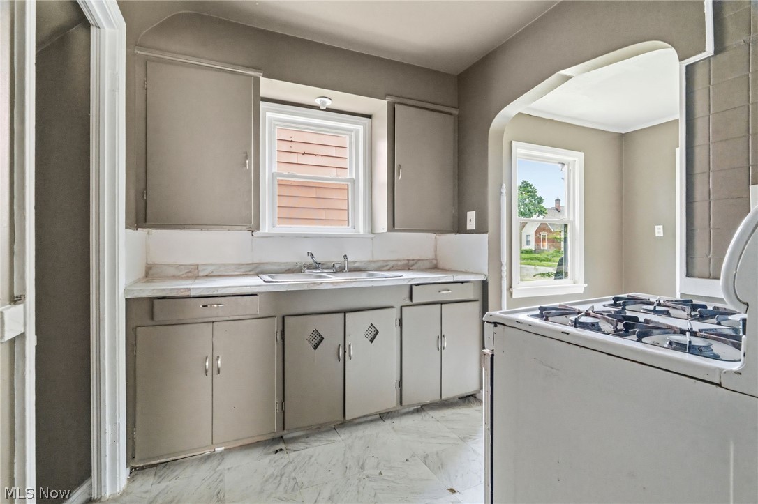 16117 Talford Avenue Cleveland OH 44128
