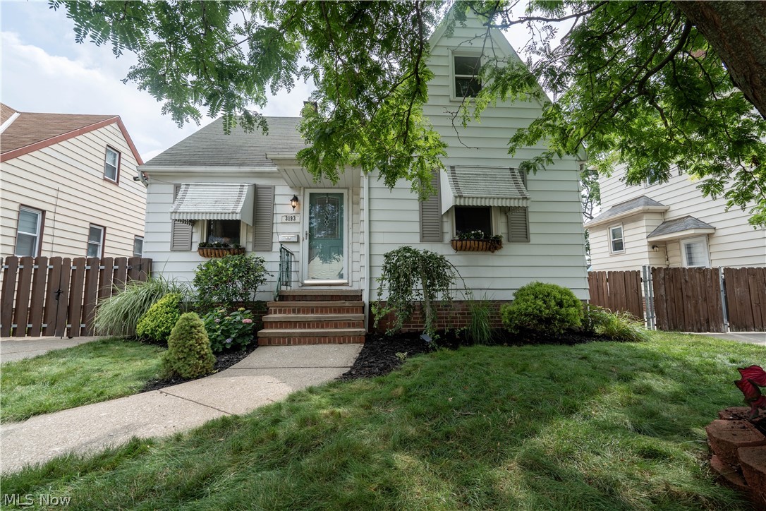 3193 W 139th Street Cleveland OH 44111
