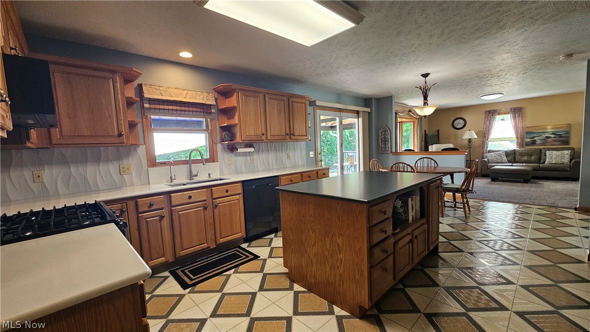 7392 Churchill Square Mentor OH 44060