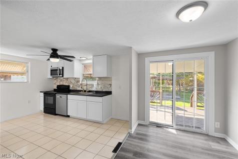 6392 Lockhaven Drive Brook Park OH 44142
