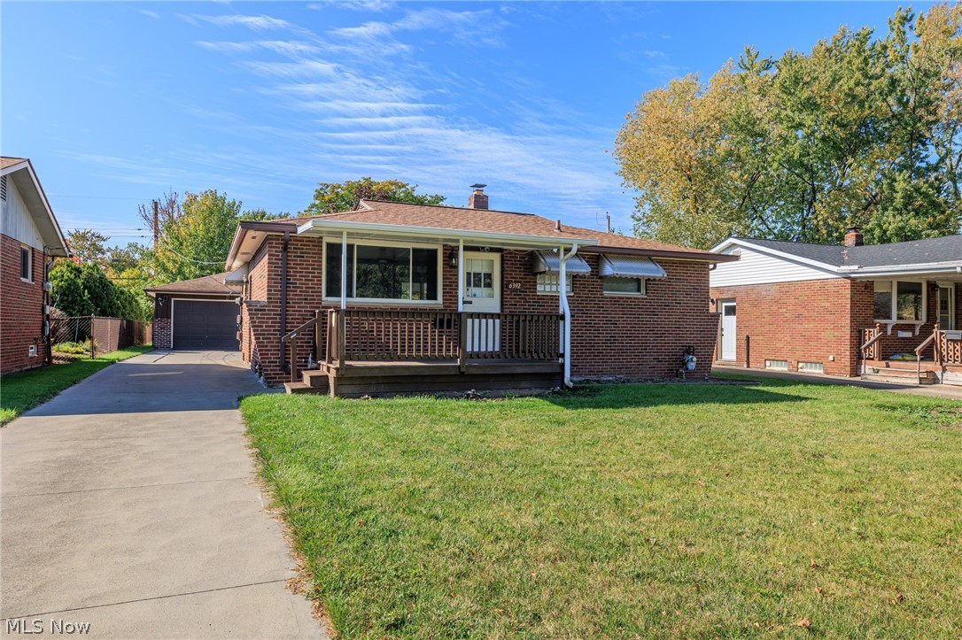 6392 Lockhaven Drive Brook Park OH 44142