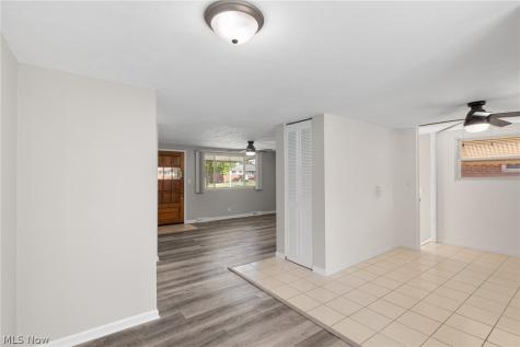 6392 Lockhaven Drive Brook Park OH 44142