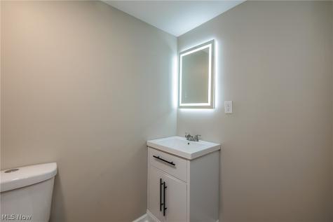 6392 Lockhaven Drive Brook Park OH 44142