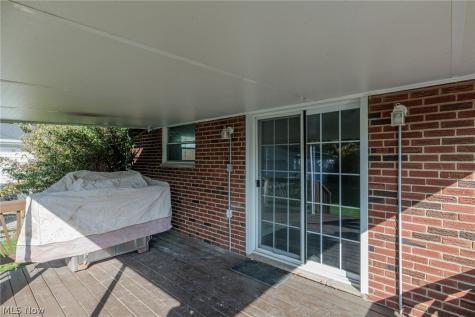 6392 Lockhaven Drive Brook Park OH 44142