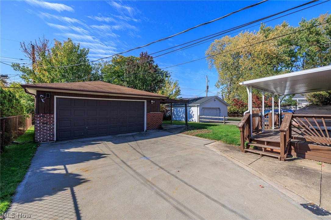 6392 Lockhaven Drive Brook Park OH 44142