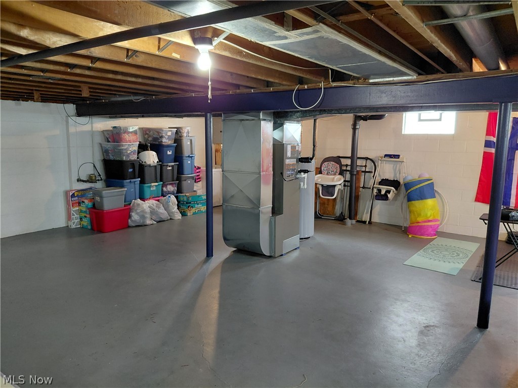 506 Moore Street Hubbard OH 44425