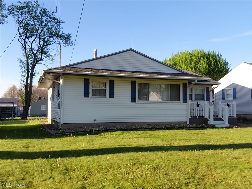506 Moore Street Hubbard OH 44425