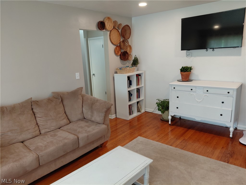 506 Moore Street Hubbard OH 44425