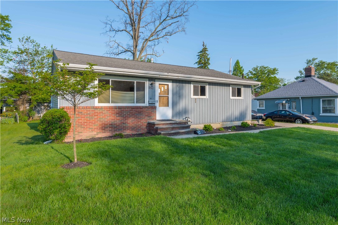 128 Forest Boulevard Avon Lake OH 44012