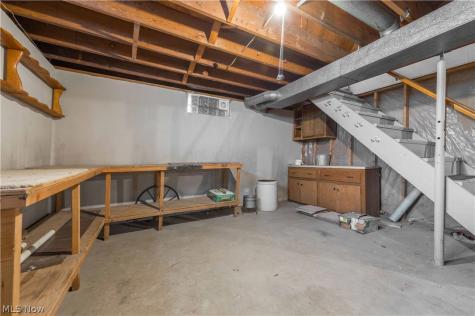128 Forest Boulevard Avon Lake OH 44012
