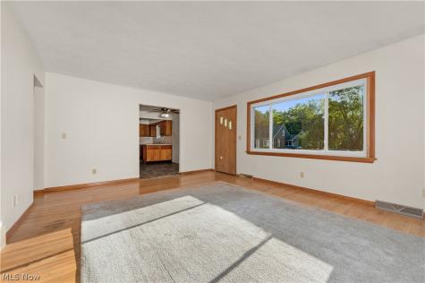 128 Forest Boulevard Avon Lake OH 44012