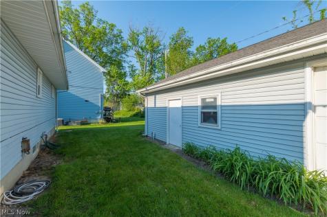 128 Forest Boulevard Avon Lake OH 44012