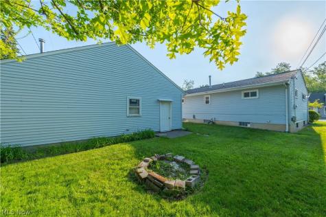 128 Forest Boulevard Avon Lake OH 44012