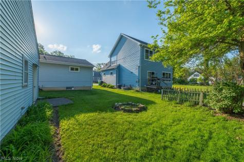128 Forest Boulevard Avon Lake OH 44012