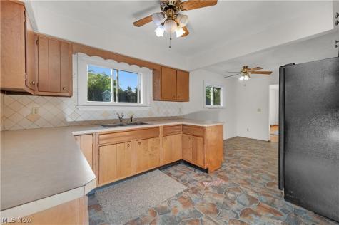 128 Forest Boulevard Avon Lake OH 44012