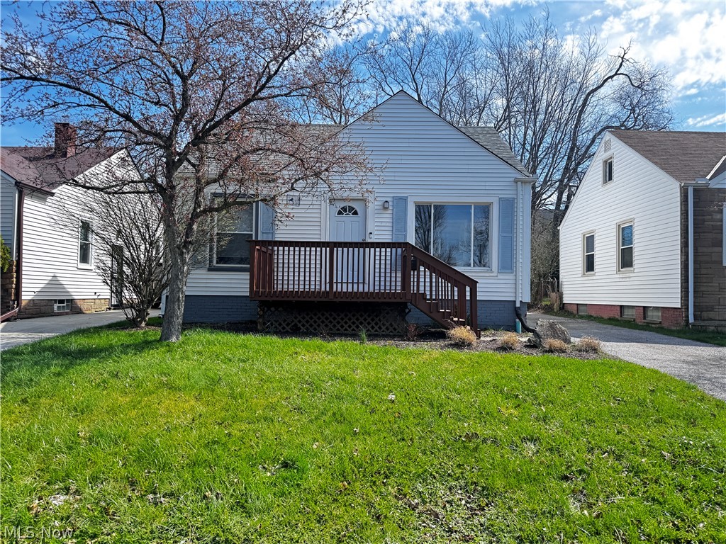 541 Helper Drive Bedford OH 44146