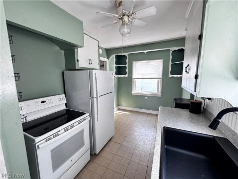 541 Helper Drive Bedford OH 44146